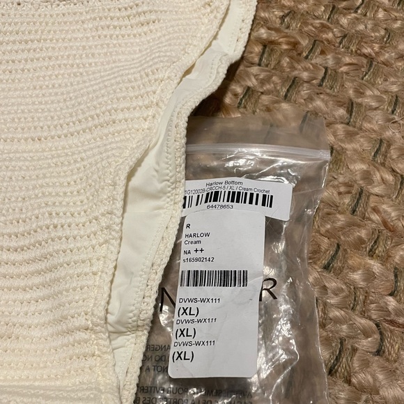 DEVON WINDSOR ❤️‍🔥 HARLOW NWT BIKINI BOTTOMS - Picture 14 of 15